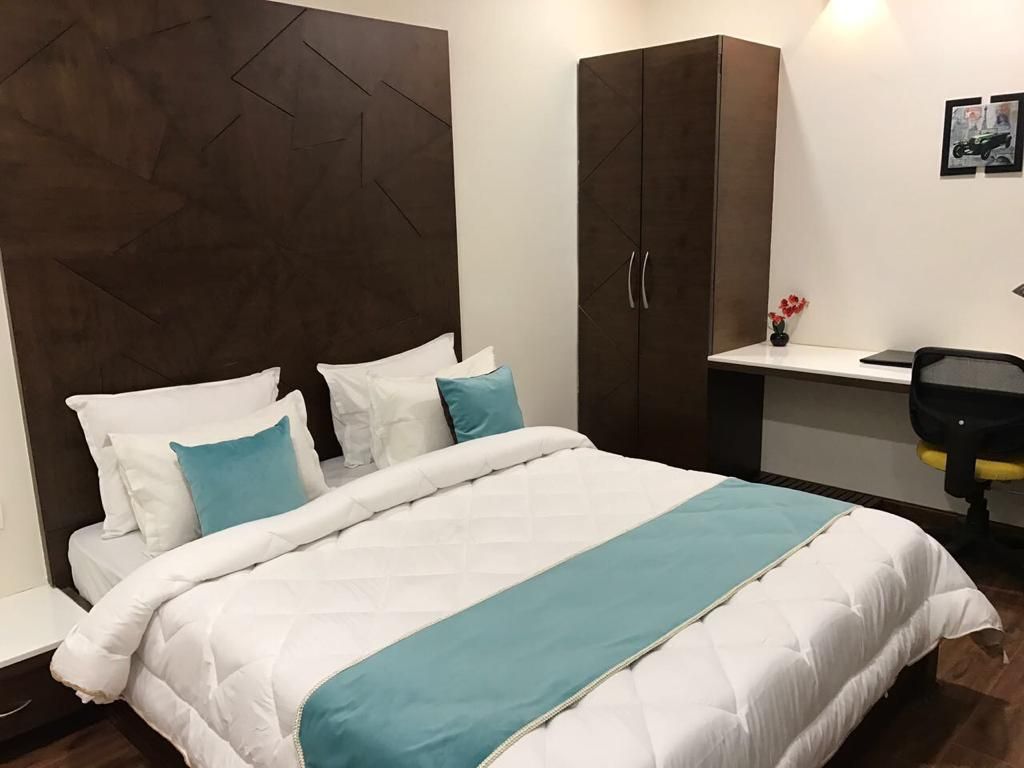 Hotel Ganpati	Bhilwara Deluxe Room 2