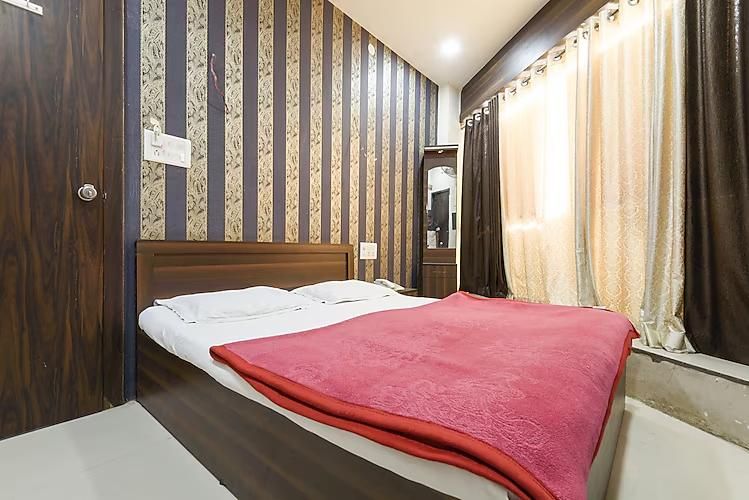EXECUTIVE DOUBLE ROOM AC