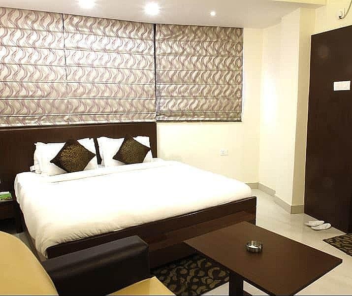 Hotel Mercury Residency Premium Single Room - Bharti Airtel LTD - YCHS