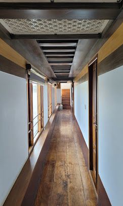 undefined Indiavacationz Houseboat 4