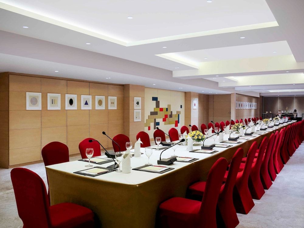 undefined Grand Mercure Vadodara Surya Palace Hotel 7