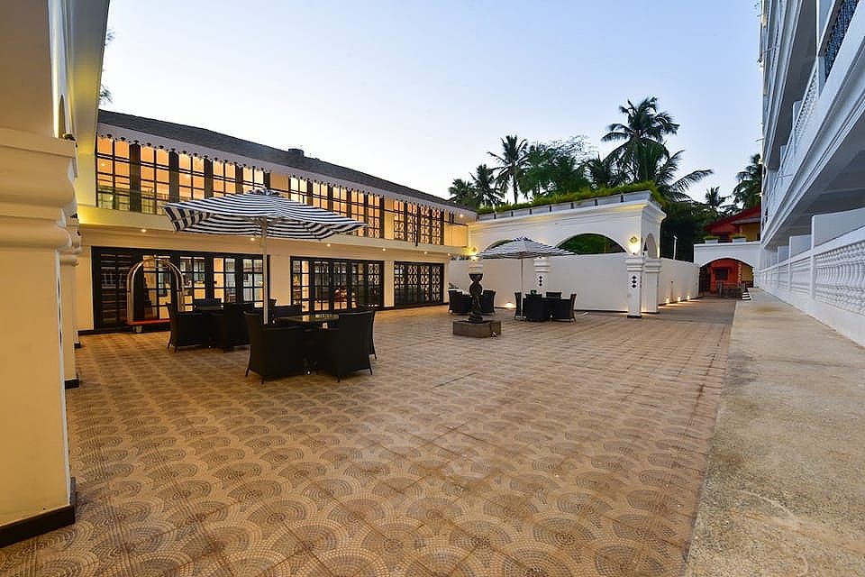 Outdoor Sitting Area