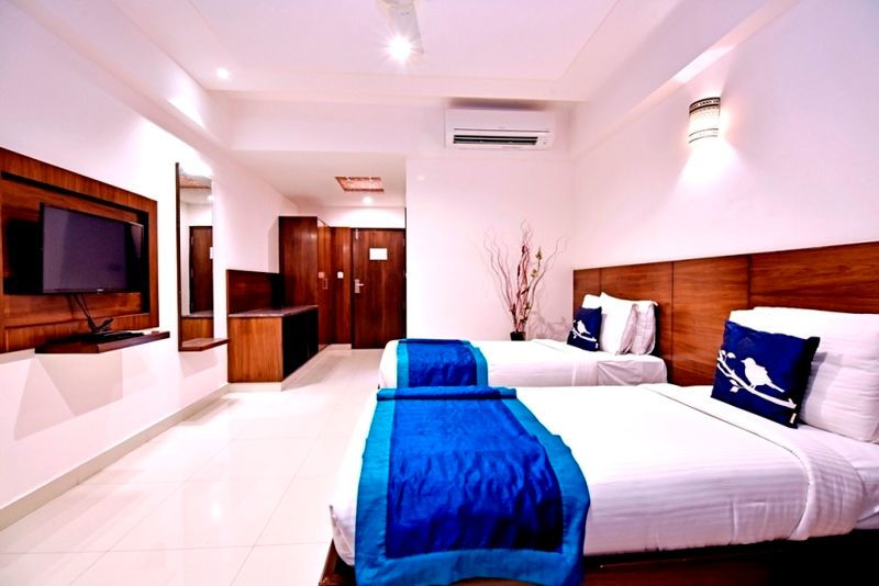 I V Sanctum Hotel Executive Room 6