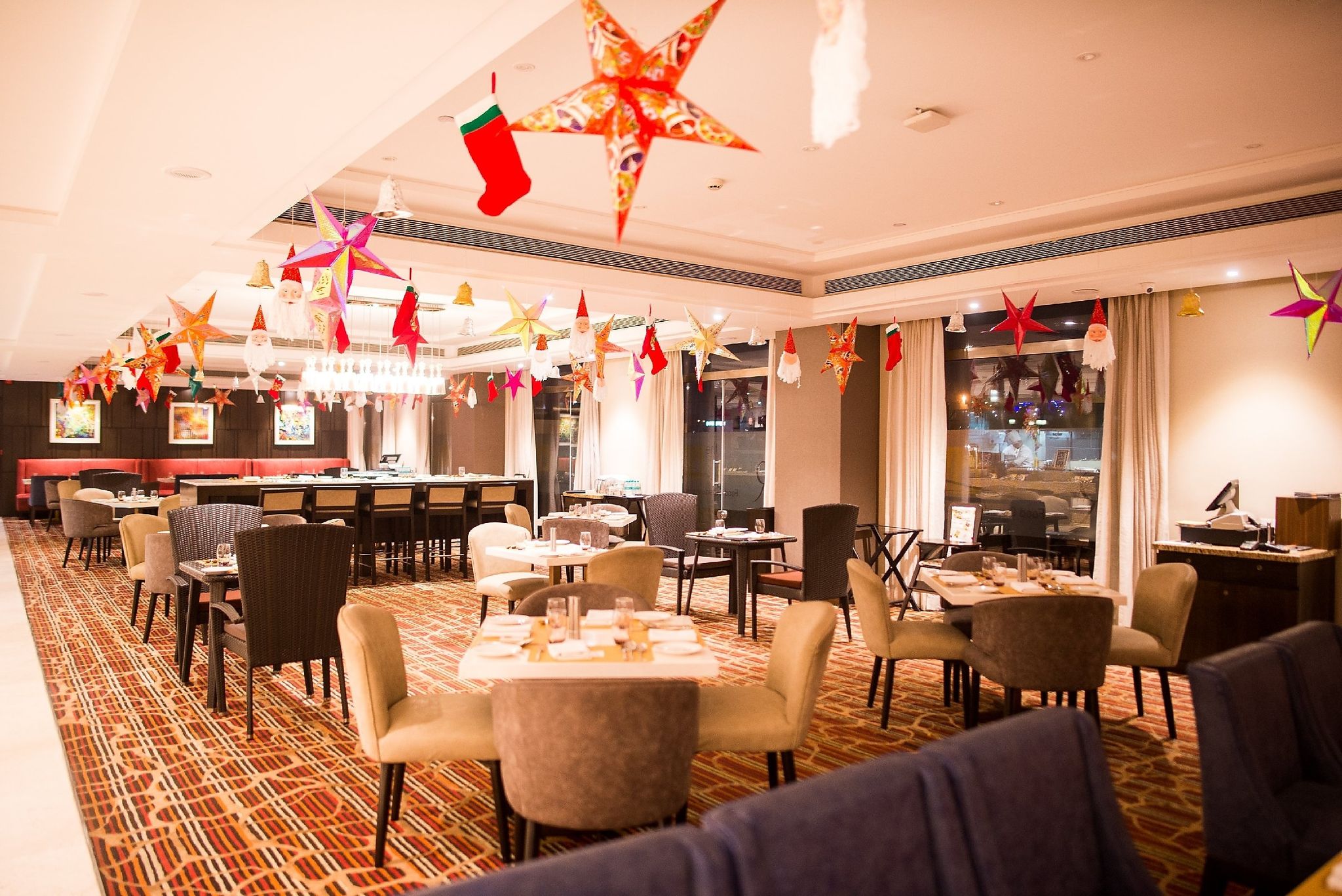 Food & Dining