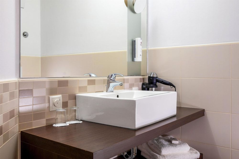 Best Western Plus Hotel Papenburg Standard Room, 1 Queen Bed 6