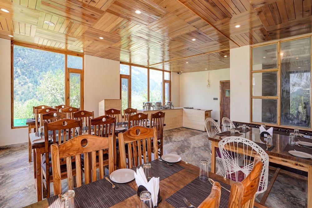 undefined Omavya Cottage 4