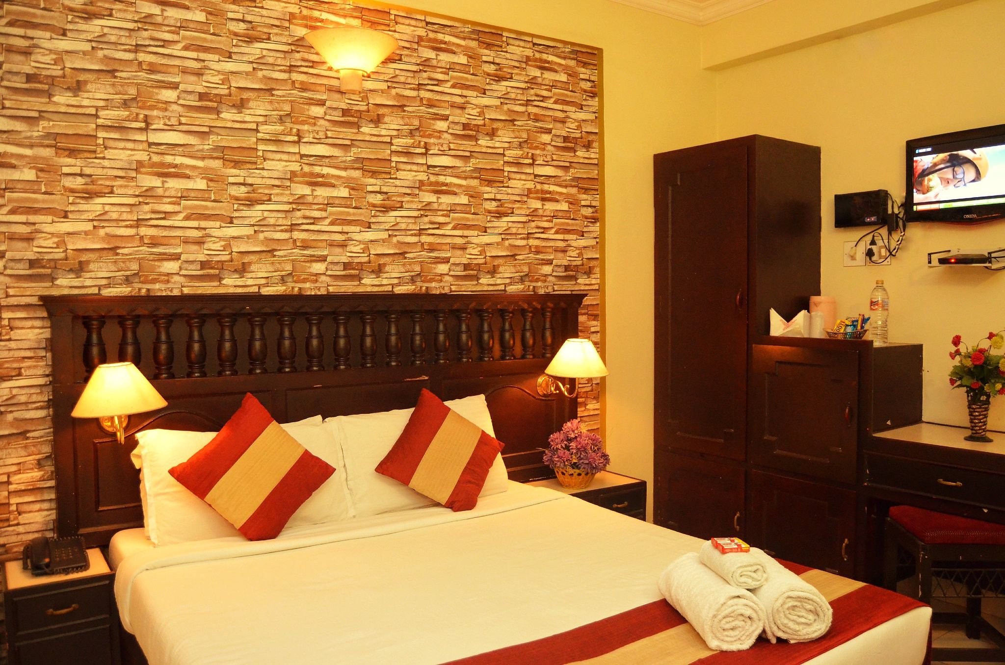 Double Bed Ordinary Room A/C