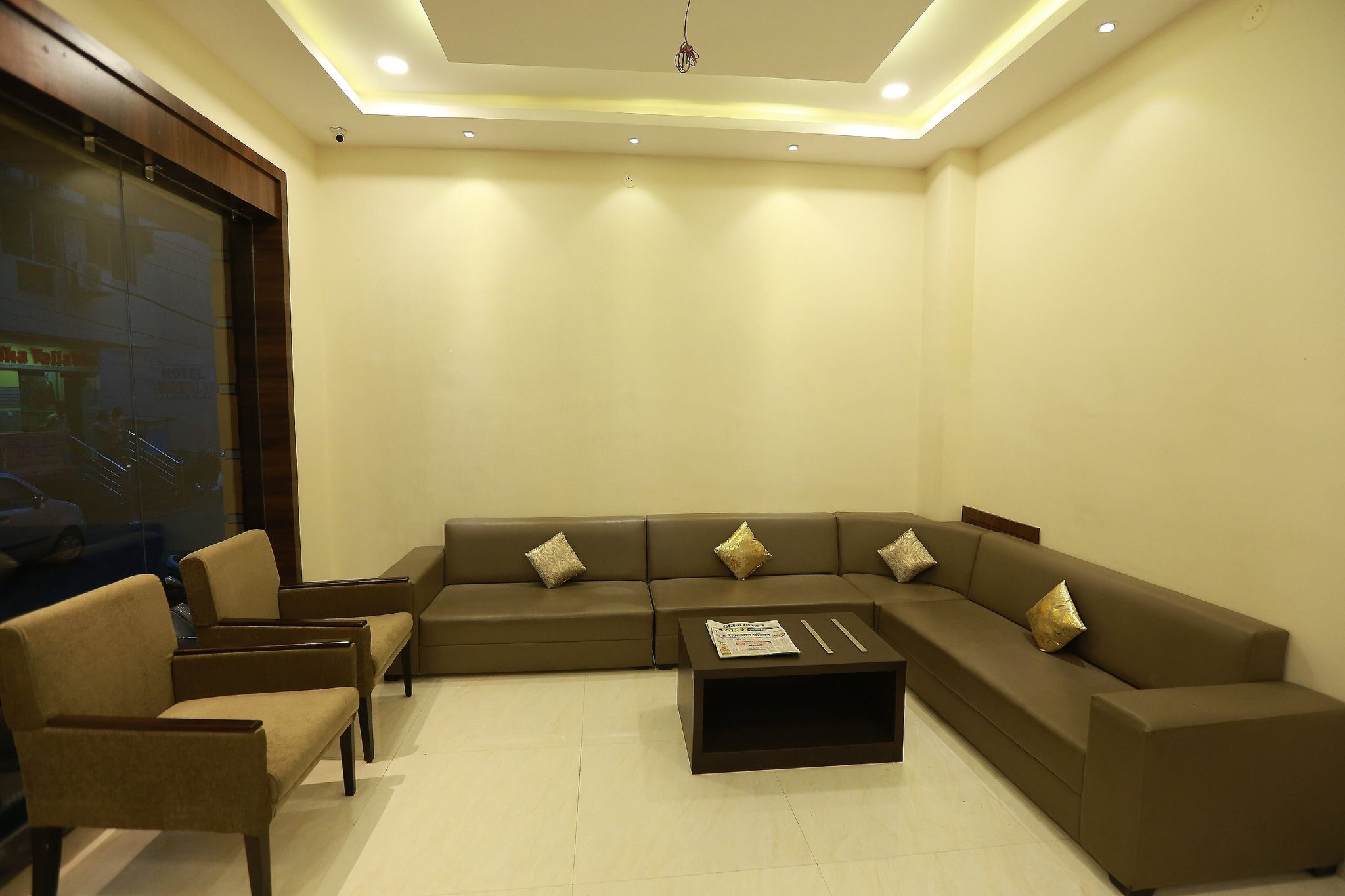 undefined Hotel Anchal Villa By YB Hotels 3