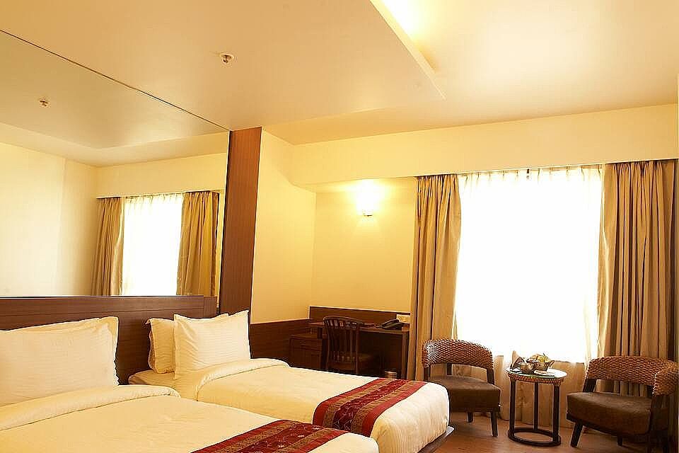 Ivy Studio Executive Twin Bed Room 2