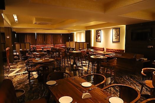 Food & Dining