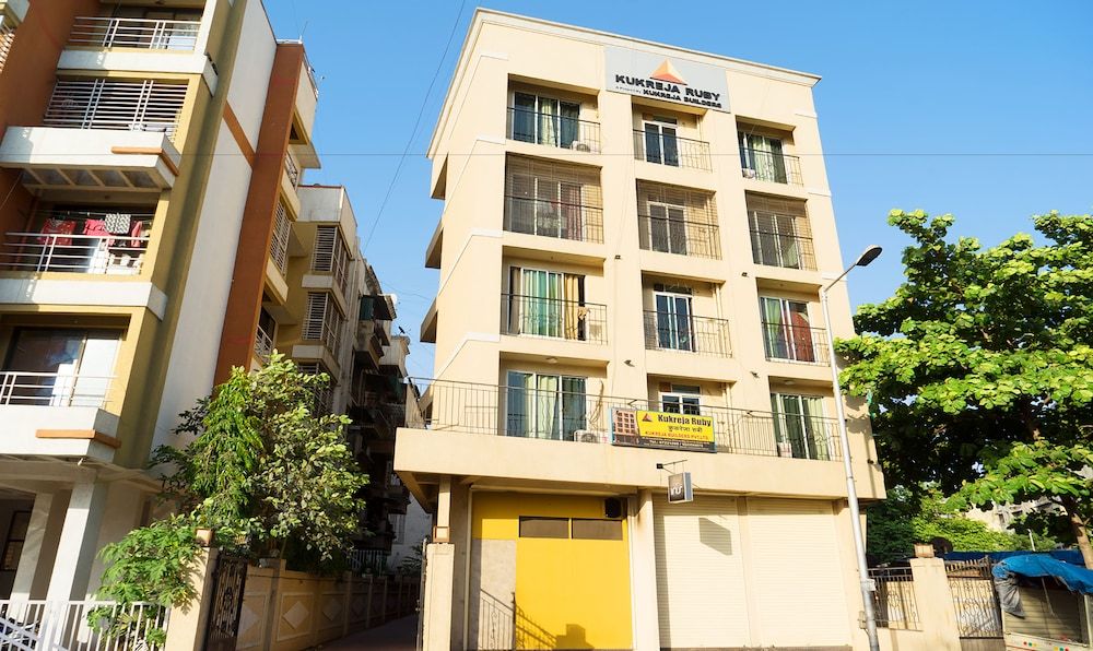 undefined Iris Suites