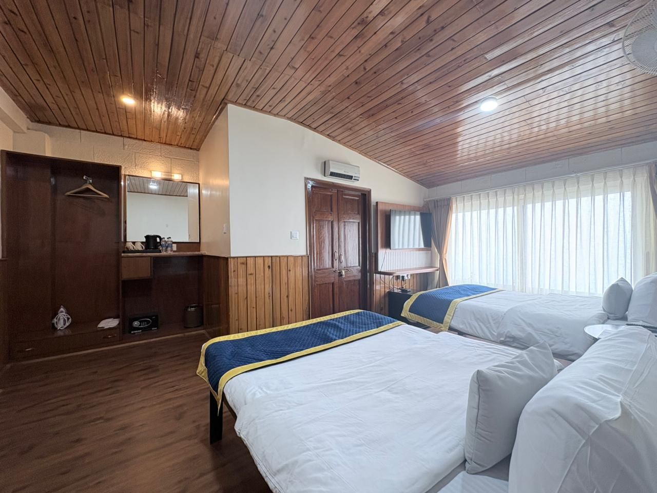 The Cochrane Place by Teesta Hotels Standard Room 4
