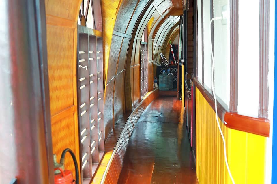 undefined Eco Houseboats 8