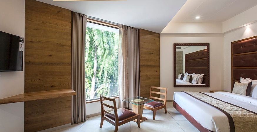 Hotel Rezaa's Executive King Bed Room 10