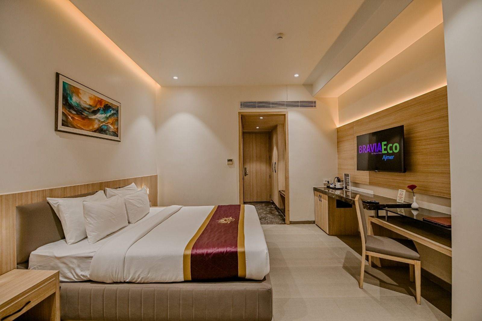 Bravia Eco Hotel Deluxe Room 4