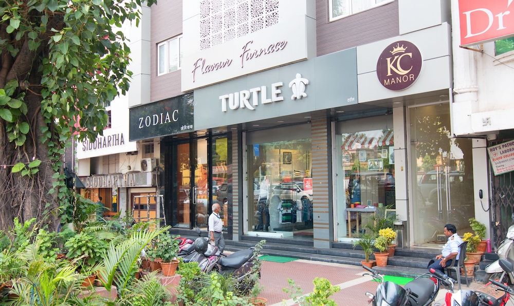 undefined Treebo Tryst KC Manor