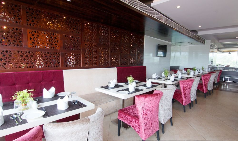 undefined Treebo Tryst KC Manor 5