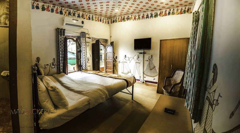 Madpackers Pushkar - Hostel Standard Double Room 3