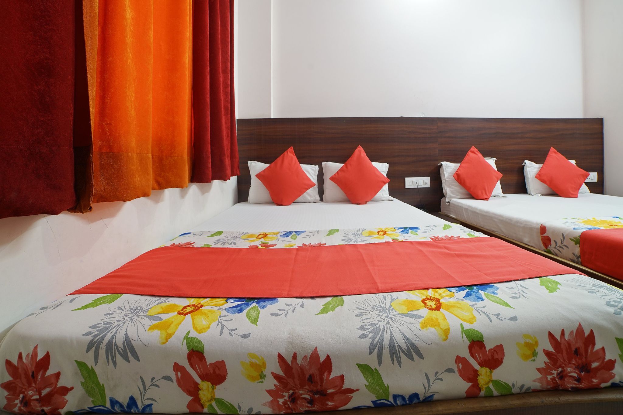 Deluxe Family Suite Room