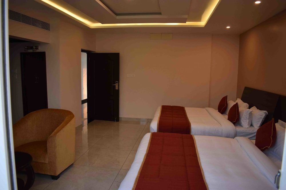 White Pearl Residency Premium Double Room 21