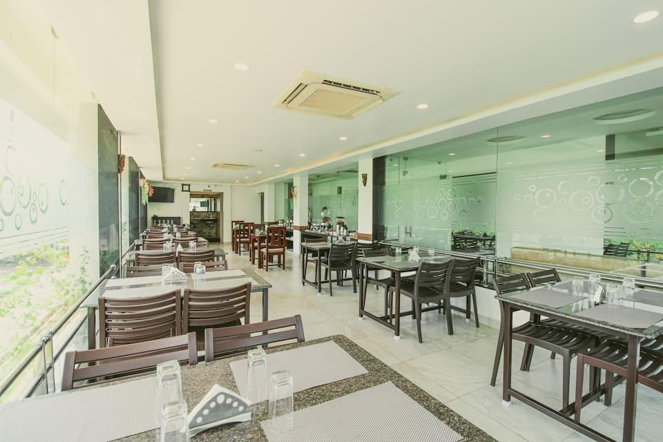 Food & Dining