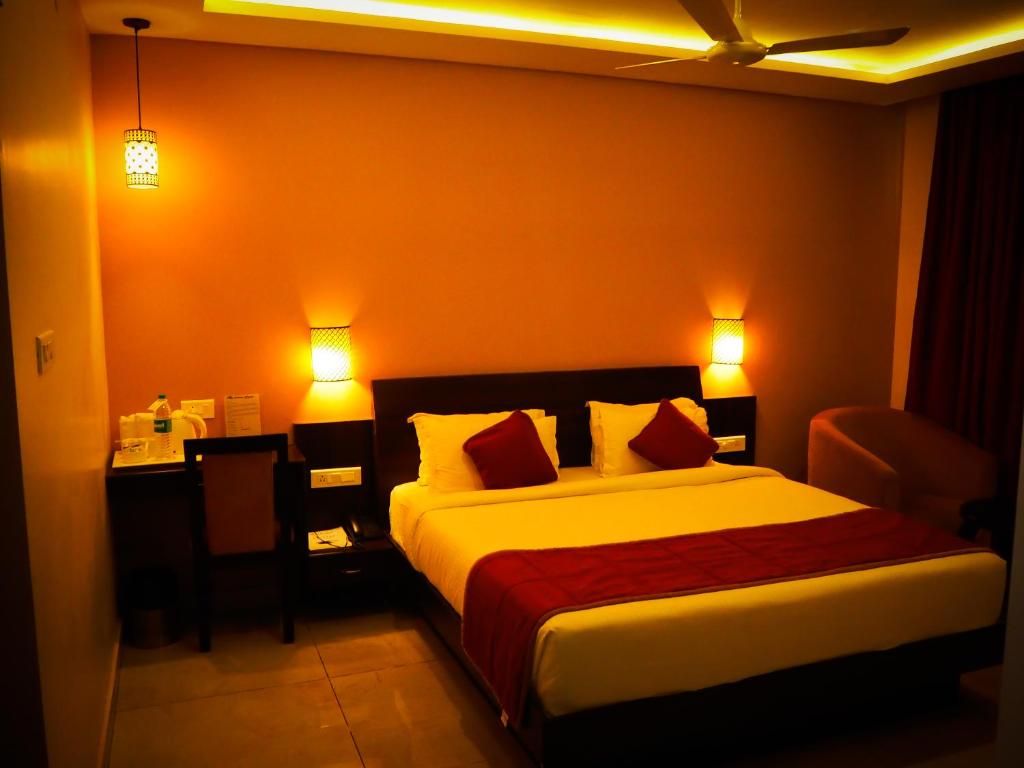 White Pearl Residency Premium Double Room 29