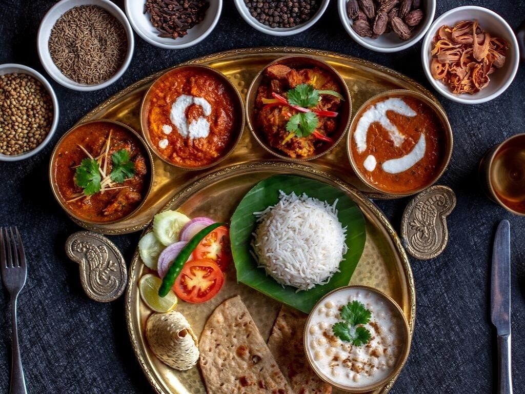Food & Dining