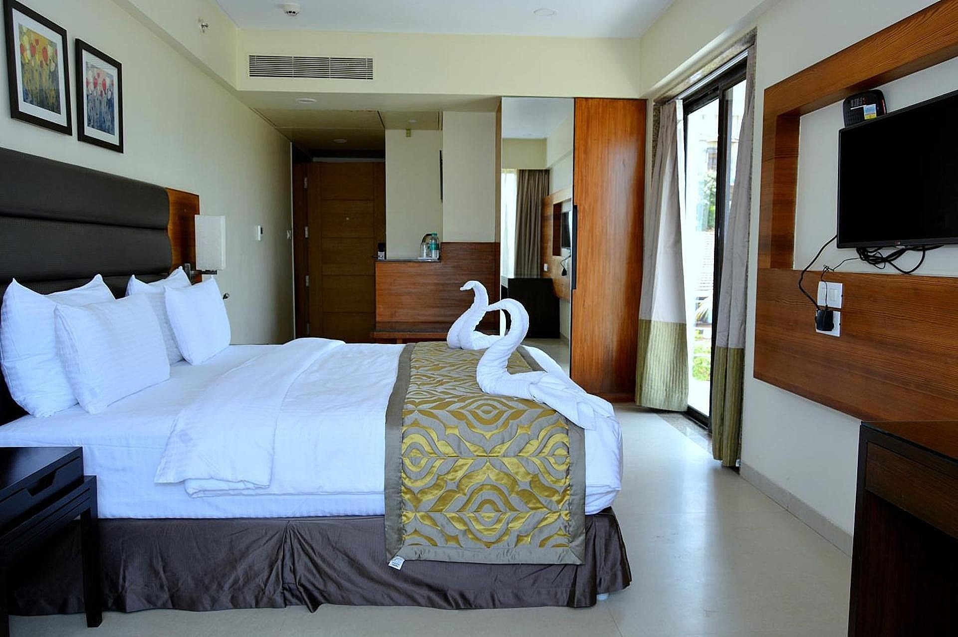 Hotel Orion Premiere Executive Double or Twin Room 15