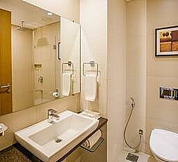 Hotel Orion Premiere Deluxe Room 12