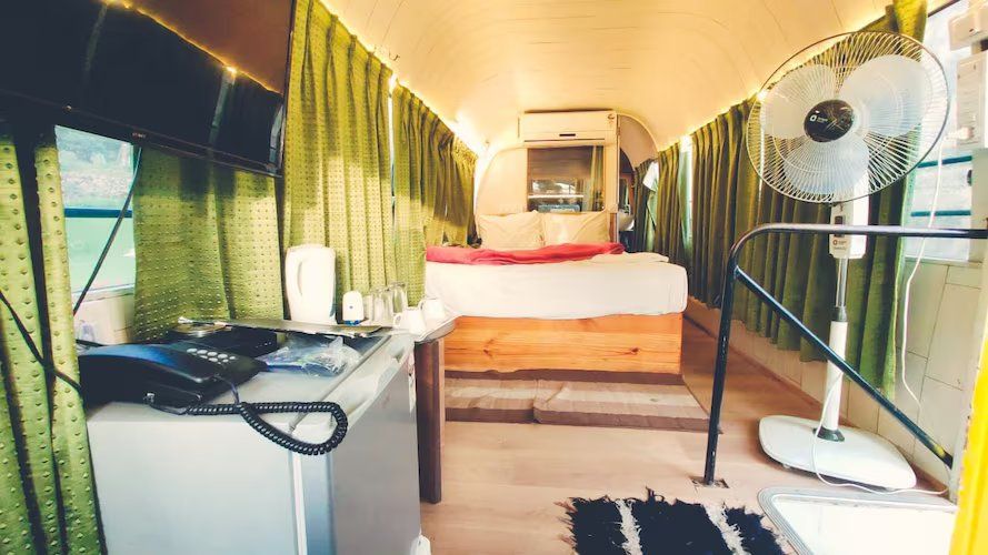 Static Caravan Ac Room (Private Lawn) with Living Area