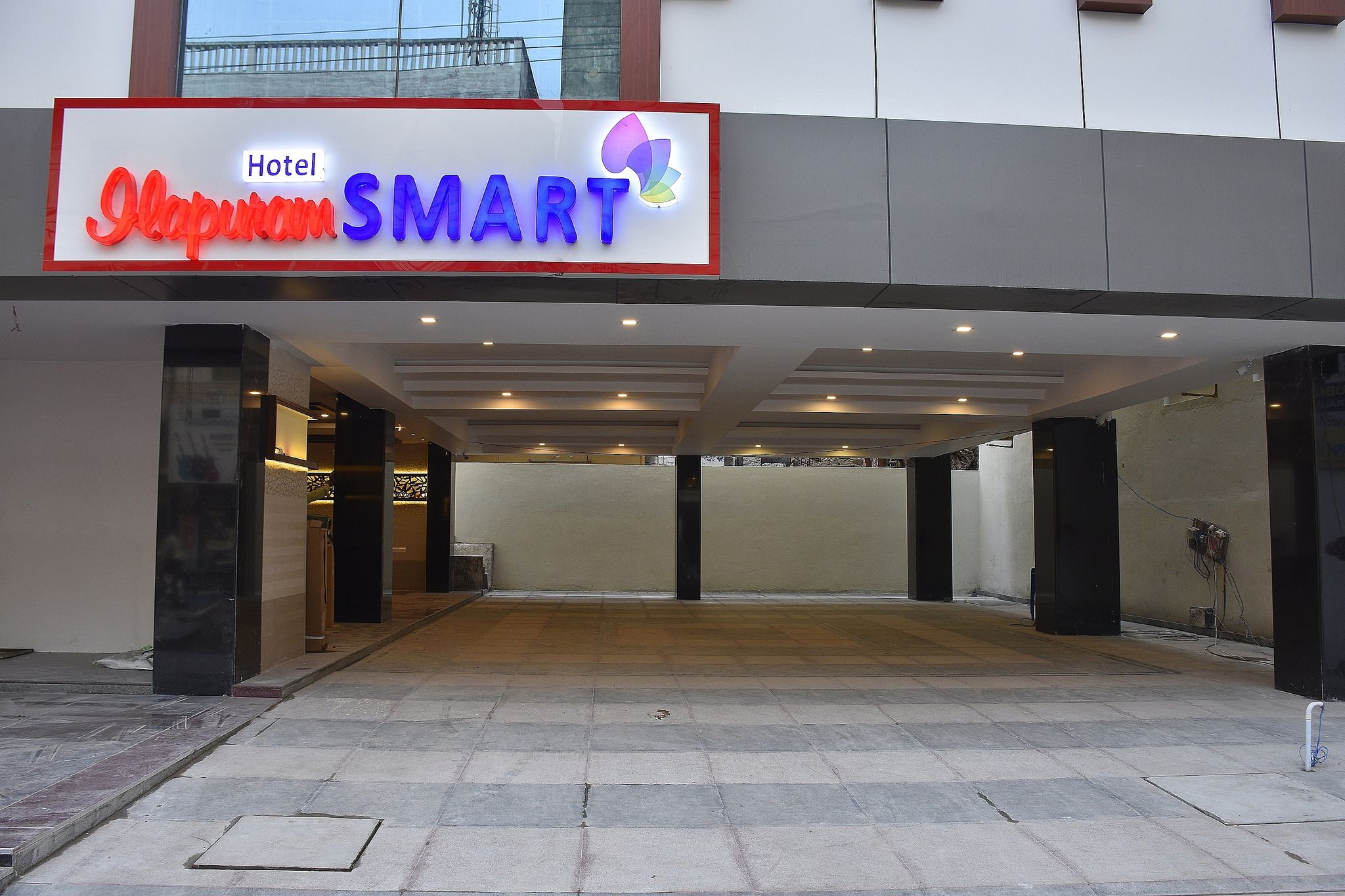undefined HOTEL ILAPURAM SMART 7
