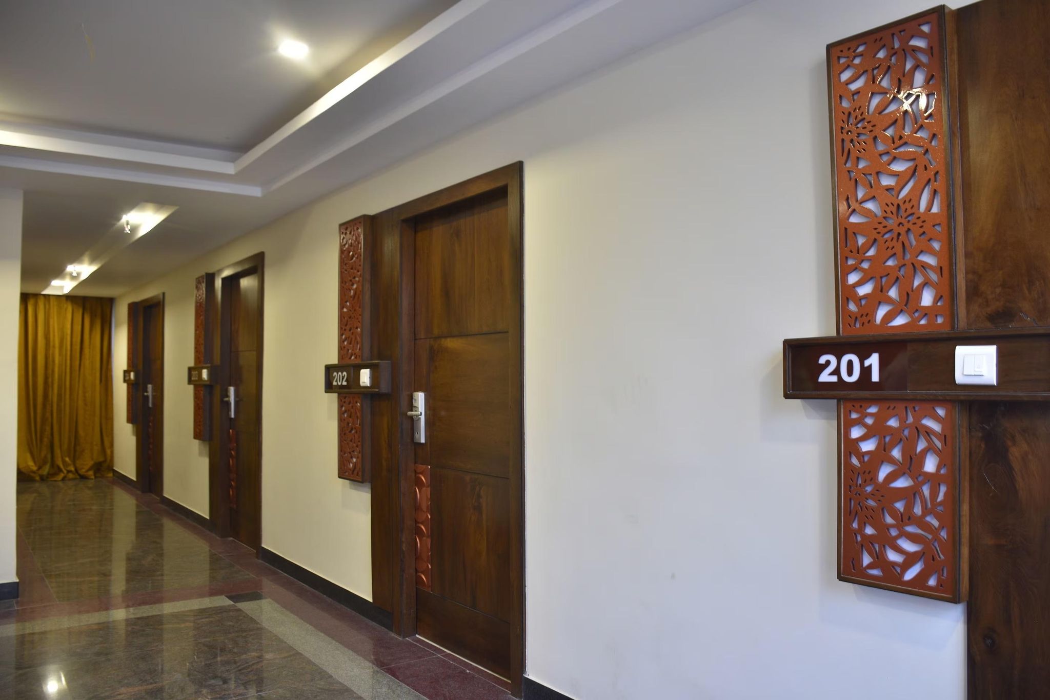 undefined HOTEL ILAPURAM SMART 10