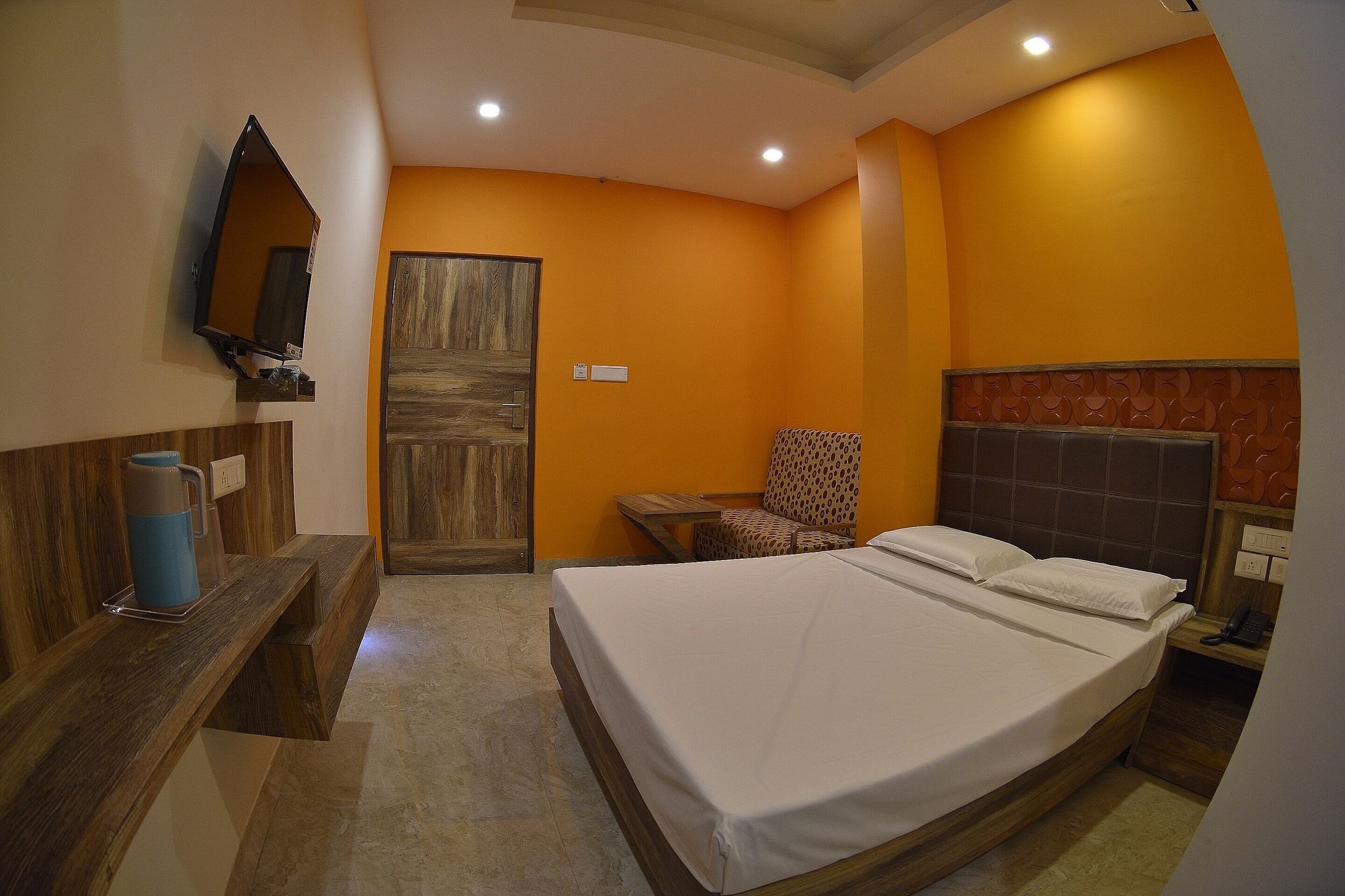 undefined HOTEL ILAPURAM SMART 5