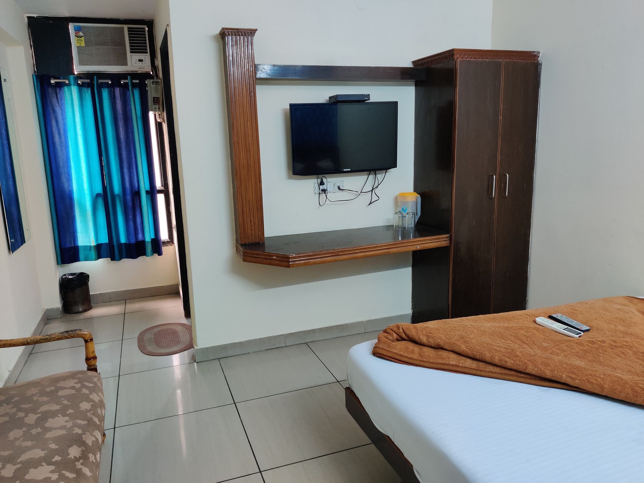 Budget Room NON AC With Free WiFi Safe and Hygiene Stay
