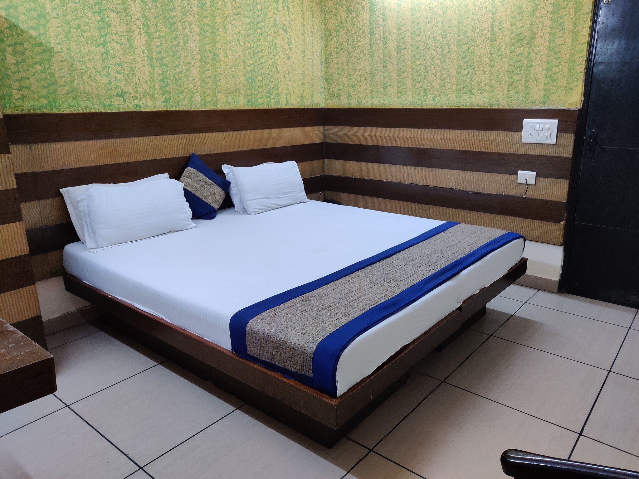 Budget Room NON AC With Free WiFi Safe and Hygiene Stay
