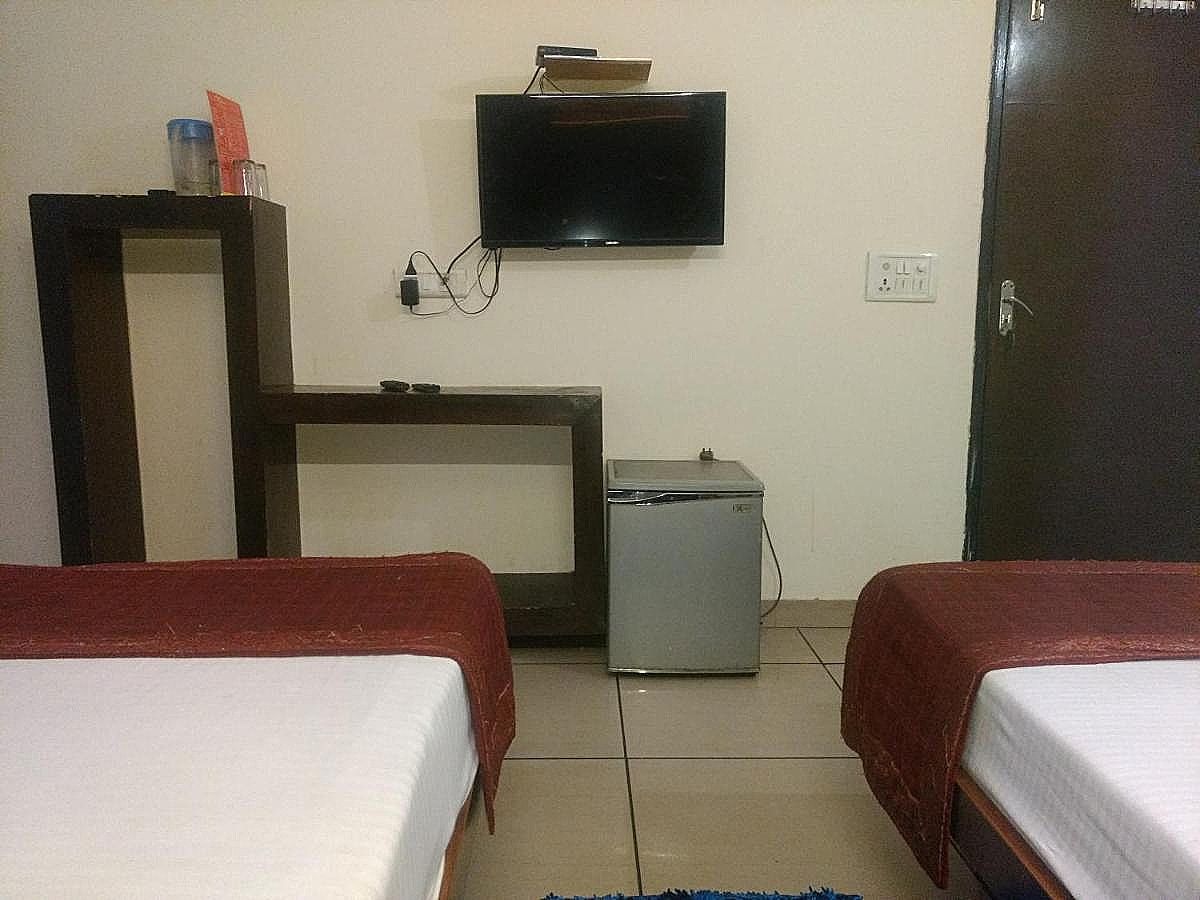 Budget Room NON AC With Free WiFi Safe and Hygiene Stay