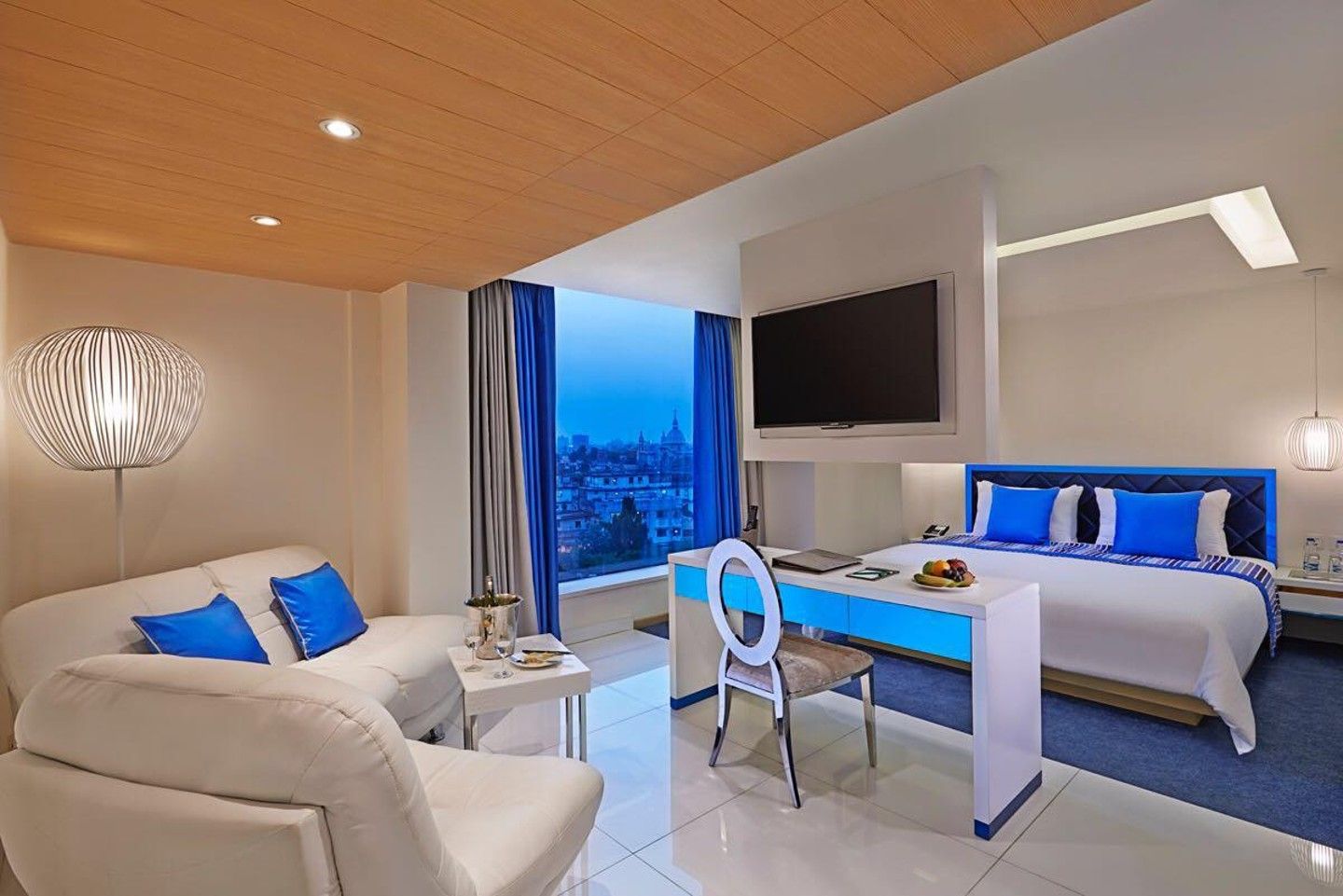 Superior (Mini Suite)