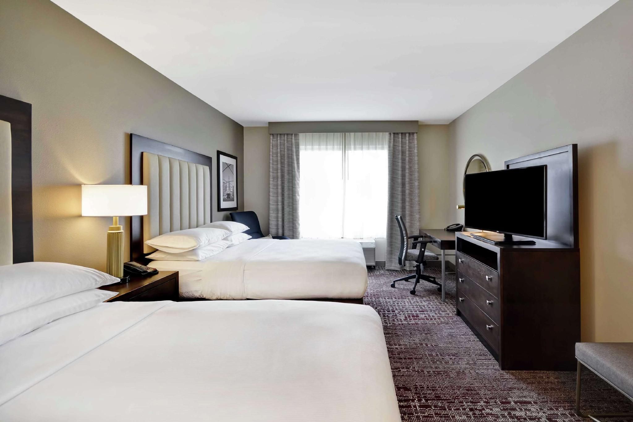 undefined DoubleTree by Hilton Chicago Midway Airport 3