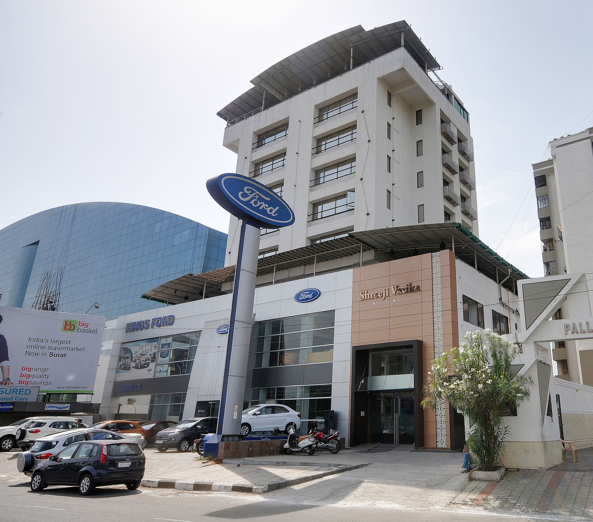 undefined Hotel Shreeji Vatika, Airport Road