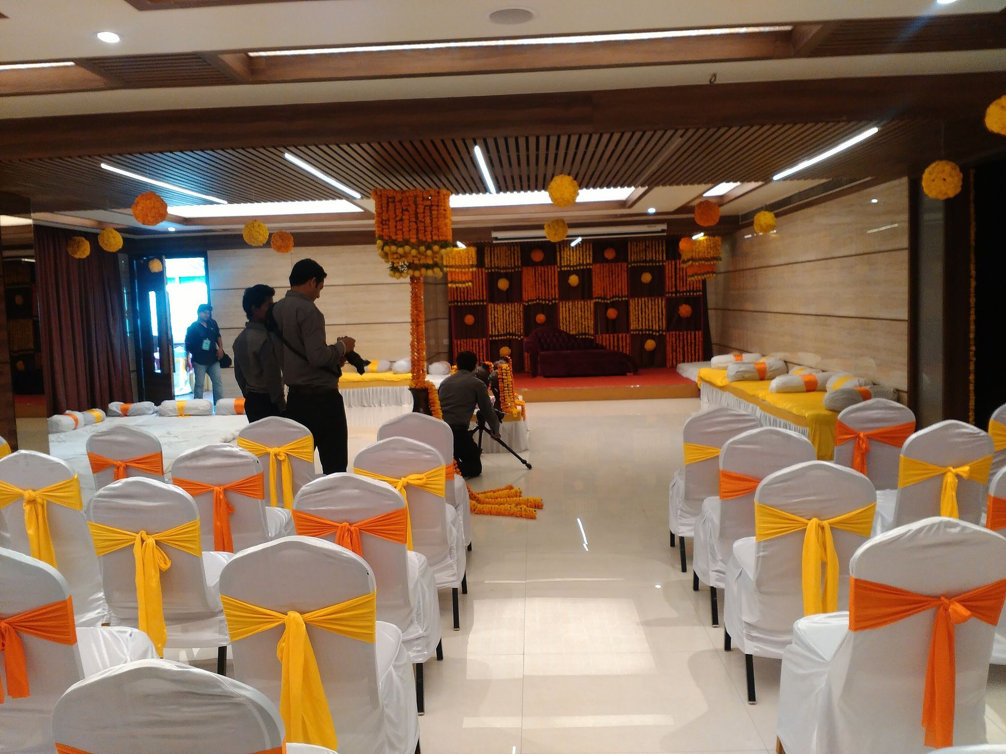 undefined Hotel Shreeji Vatika, Airport Road 7