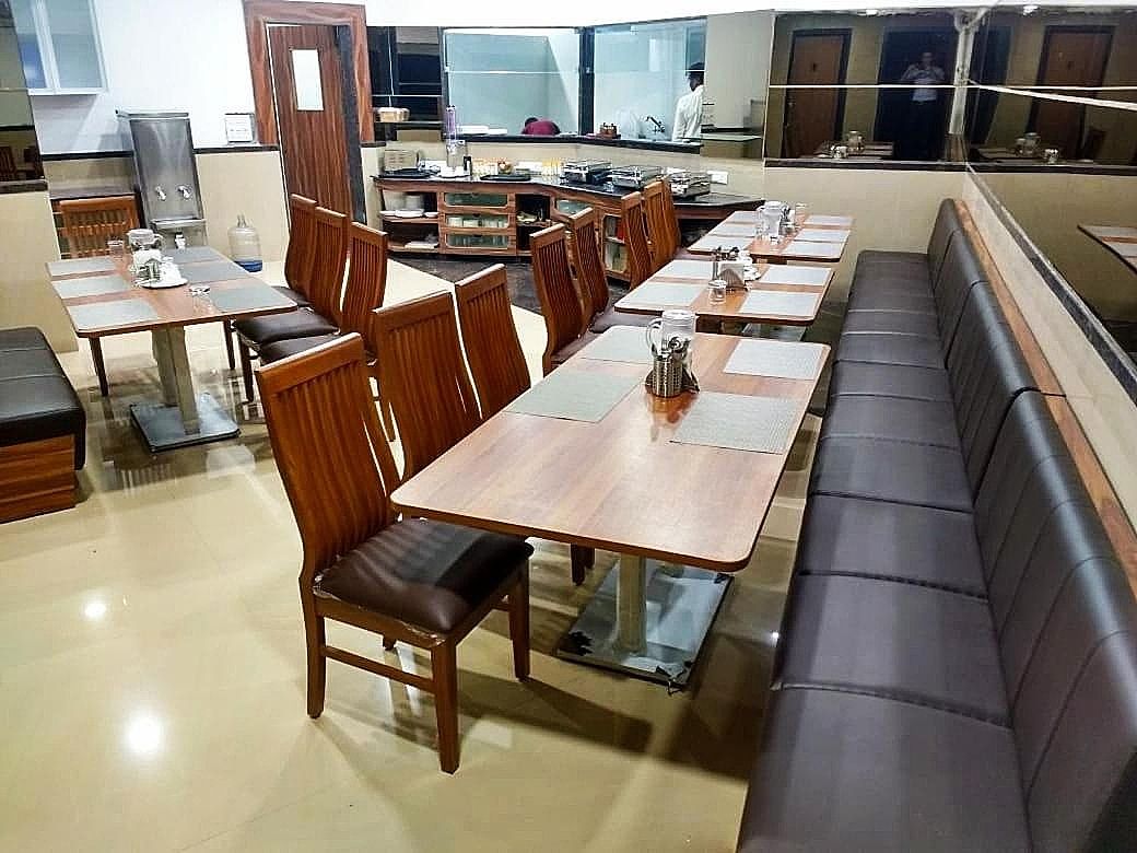 undefined Hotel Shreeji Vatika, Airport Road 5