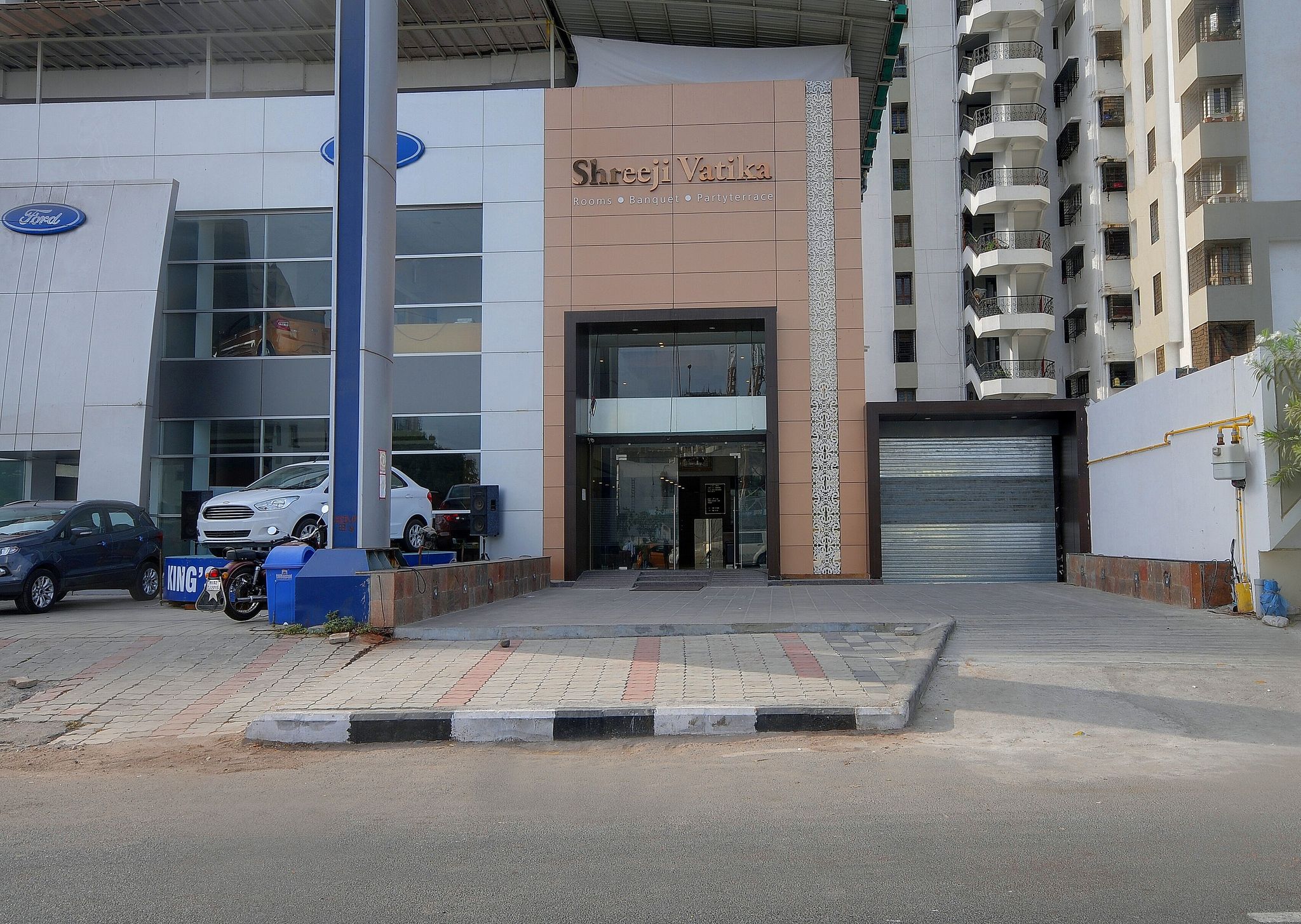undefined Hotel Shreeji Vatika, Airport Road 6