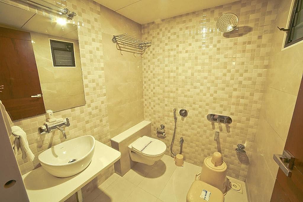 HOTEL GRAND PRAGATI Executive Room 6