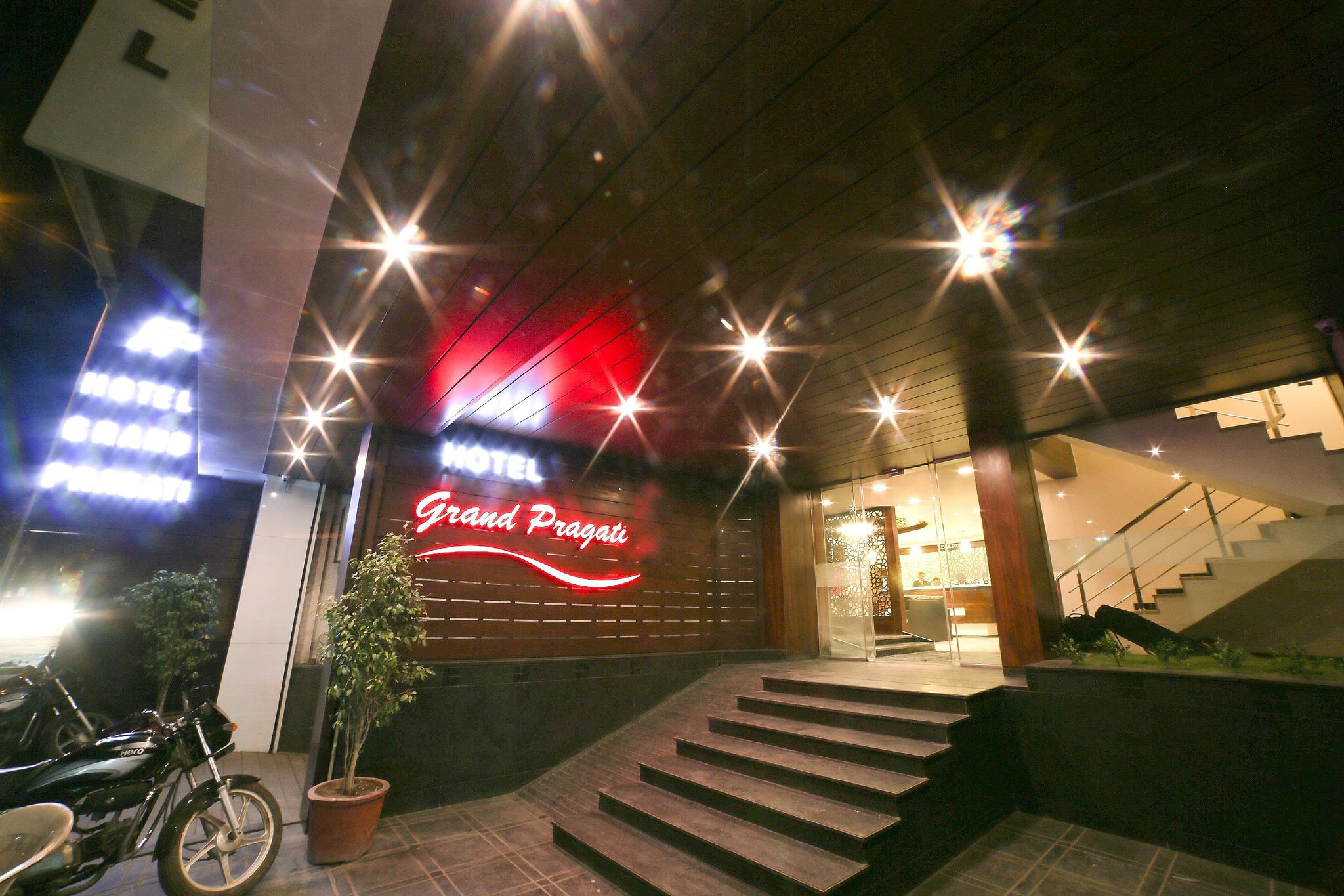 undefined HOTEL GRAND PRAGATI 6