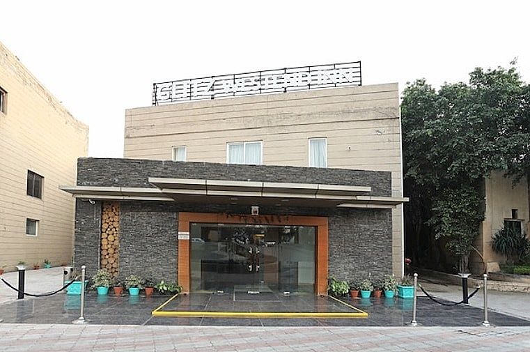 undefined Westend Inn 8