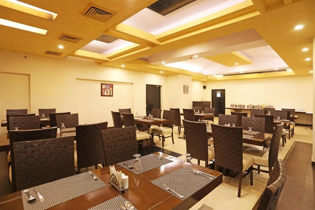 Food & Dining
