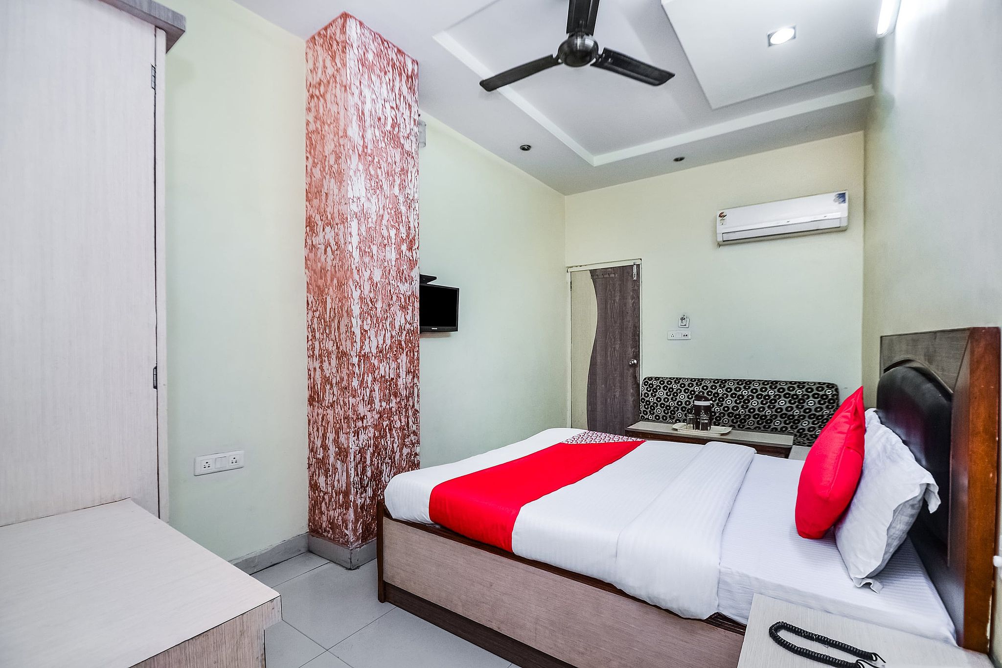 Hotel O Prince Classic 13