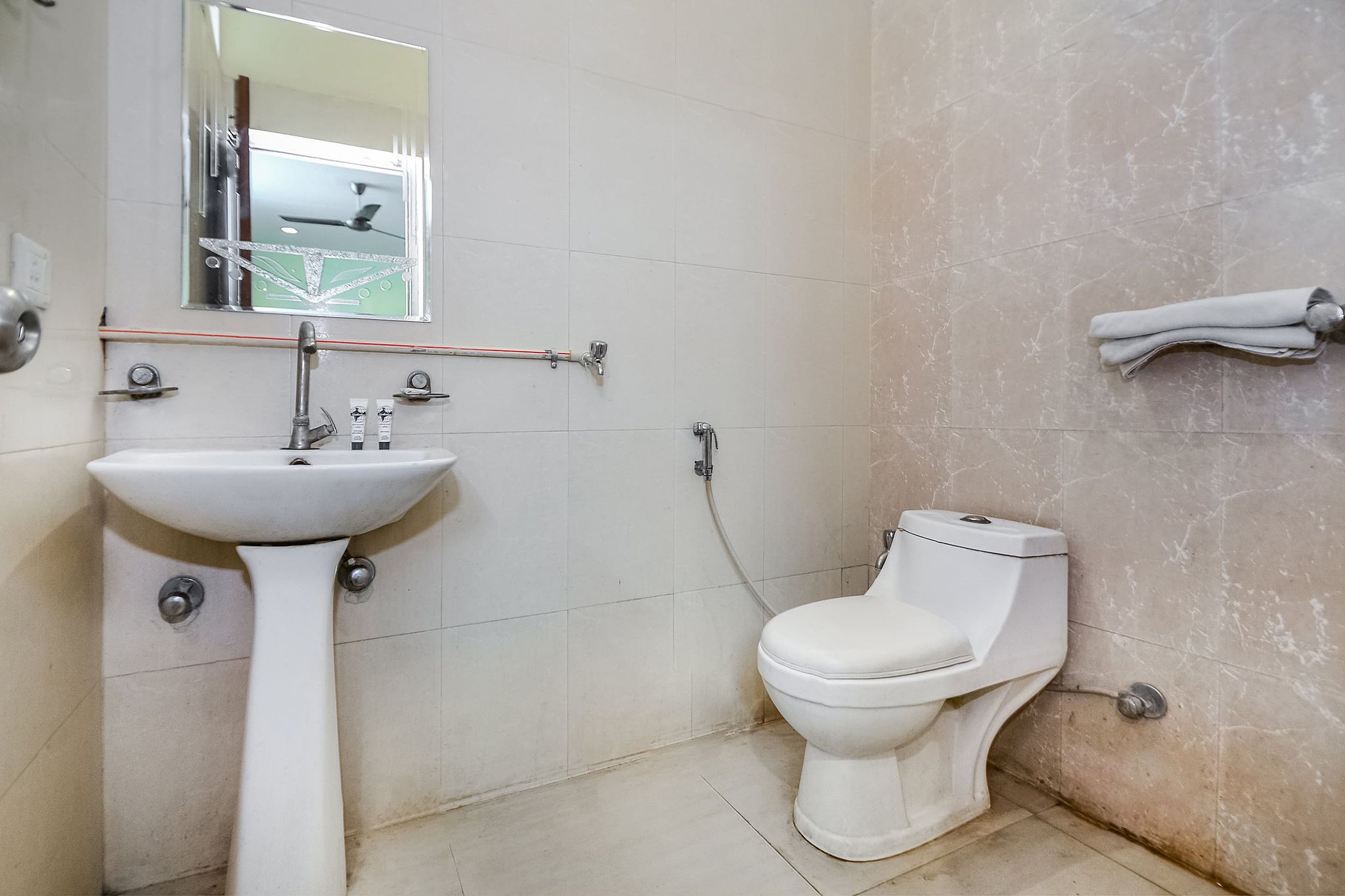 Hotel O Prince Classic 4