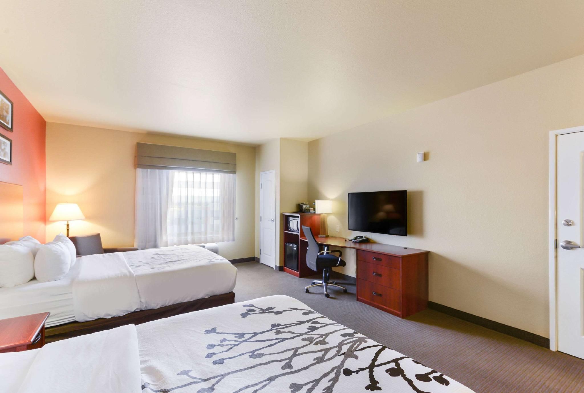 2 Queen Beds, Nonsmoking, Accessible