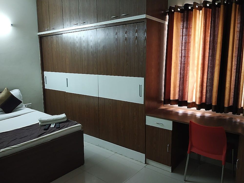 Fresh Living Prime Hitech Deluxe Room 12